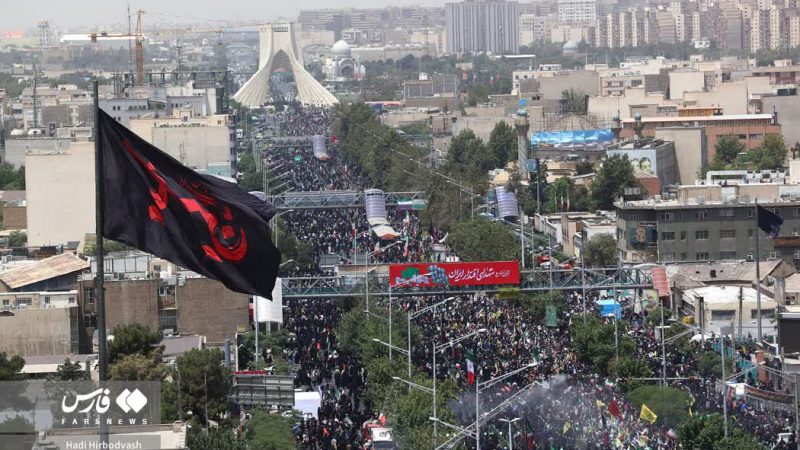 Ú¯ÙˆØ´Ù‡ Ú©ÙˆÚ†Ú©ÛŒ Ø§Ø² Ø§Ù‚ÛŒØ§Ù†ÙˆØ³ Ù…Ù„Øª Ø§ÛŒØ±Ø§Ù† Ø¯Ø± ØªØ´ÛŒÛŒØ¹ Ù¾ÛŒÚ©Ø± Ø´Ù‡Ø¯Ø§ÛŒ ØªØ¬Ø§ÙˆØ² Ø±Ú˜ÛŒÙ… Ù…Ù†Ø­ÙˆØ³ ØµÙ‡ÛŒÙˆÙ†ÛŒØ³ØªÛŒ