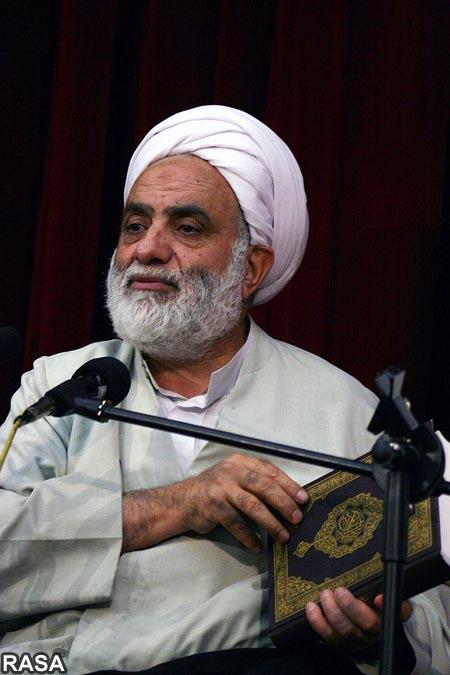 دانلود سخنرانی جالب استاد قرائتی در اجلاس نماز 92 / از اذان پلاستیکی تا هنوزهای زمین مانده نماز